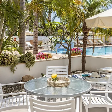 Flouressia Gardens Apart Otel Protaras